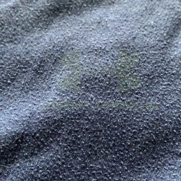 Under Armour Heat Gear Tee - Picture 3 of 3